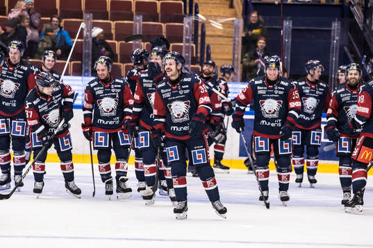 Linköpings spelarna jublar