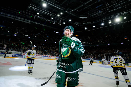 Färjestads Per Åslund jublar