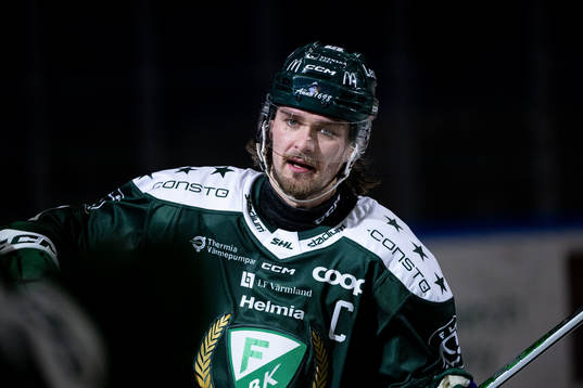 Färjestads Linus Johansson jublar