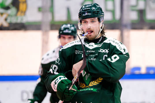 Färjestads Linus Johansson deppar