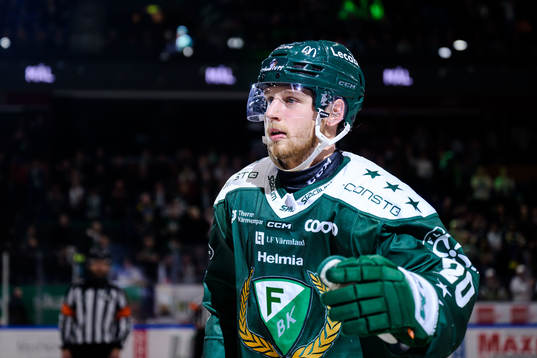 Färjestads Marcus Westfält jublar