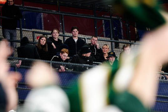 HV71s supportrar deppar