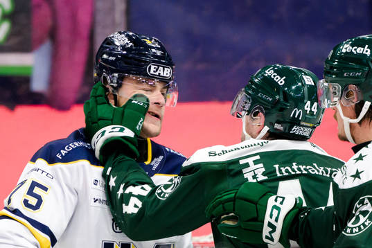 HV71s Radan Lenc och Färjestads Jonathan Andersson