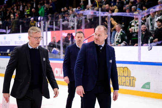 HV71s assisterande tränare Johan Davidsson och tränare