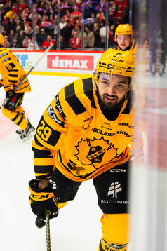 Skellefteås Dylan Sikura gör 1-1 målet