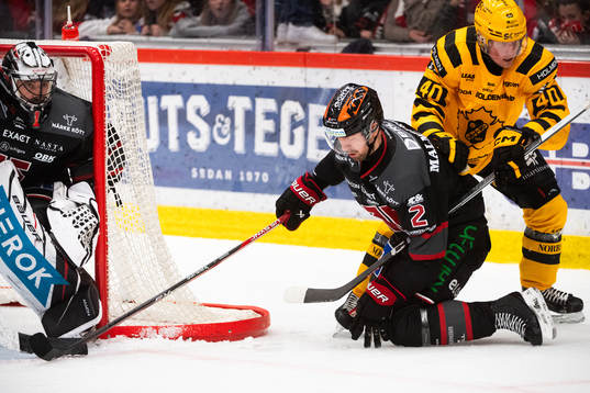 Örebros målvakt Jhonas Enroth, Rasmus Rissanen och