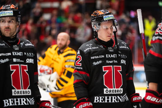 Örebros Robert Leino deppar