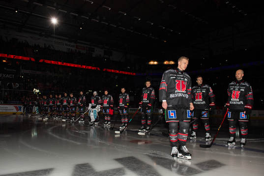 Örebros Gustav Backström hyllas för 400 matcher