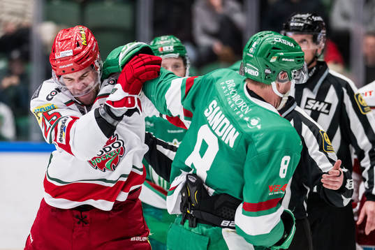 MoDos Sam Vigneault och Rögles Linus Sandin