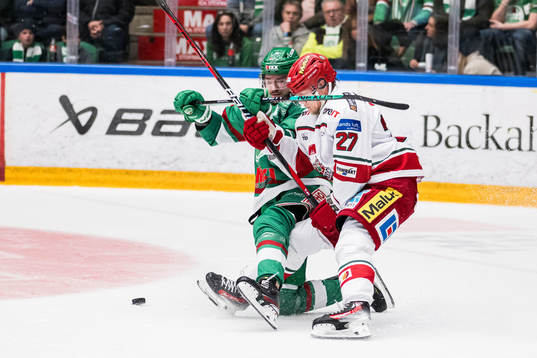Rögles Dennis Everberg och MoDos Niklas Folin