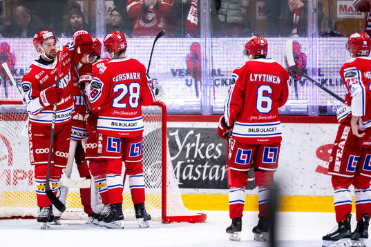 Timrås spelare jublar