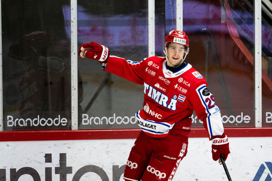 Timrås Filip Hållander jublar
