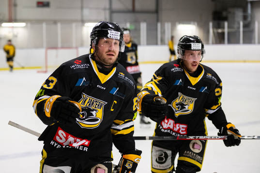 Panterns Viktor Holmkvist jublar