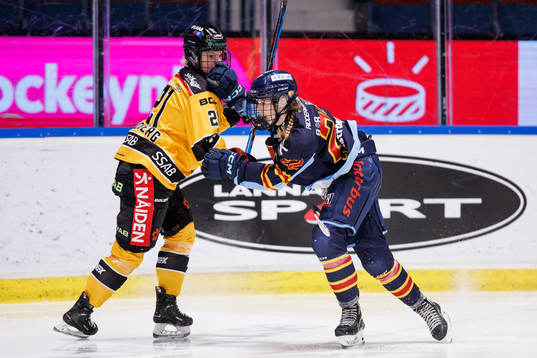 Luleås Astrid Lindeberg och Djurgårdens Tereza Plosova