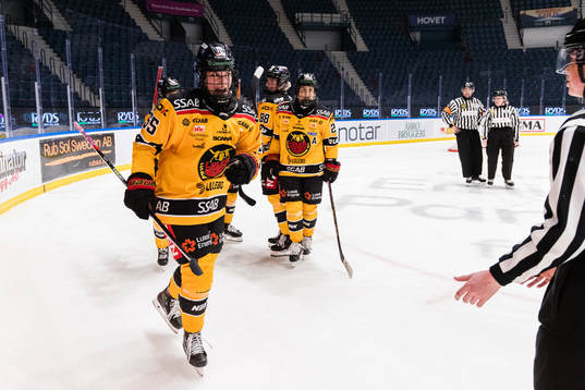Luleås Daniela Pejsova jublar