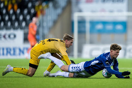 Ulrik Saltnes of Bodø/Glimt and Victor Torp Overgaard of