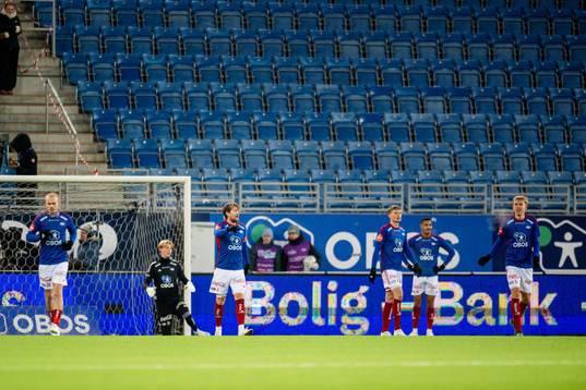Stefan Strandberg of Vålerenga looks dejected