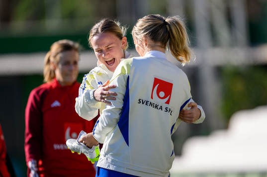 Matilda Vinberg of Sweden of the women's national football