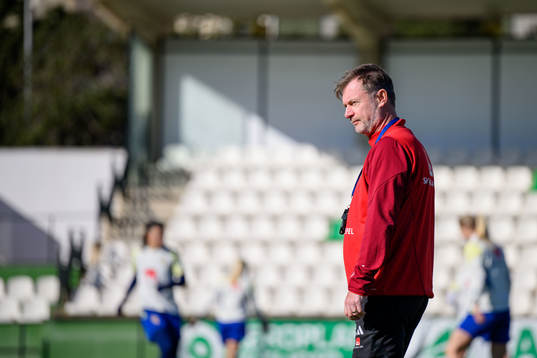 Head coach Peter Gerhardsson of Sweden of the women's