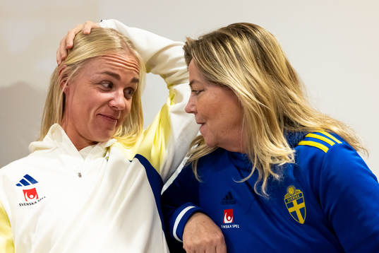 Caroline Seger and team manager Marika Domanski Lyfors of