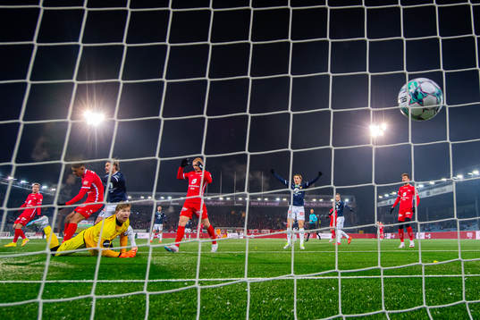 Japhet Sery Larsen, goalkeeper Mathias Dyngeland and Sivert