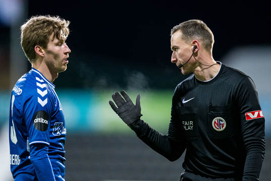 Niklas Sandberg of Sarpsborg 08 and Marius Hansen Grøtta,