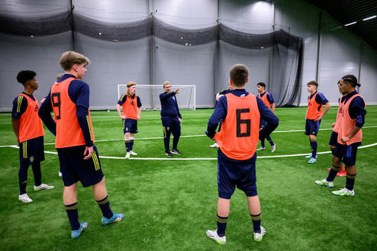 Players gather for a tactical talk