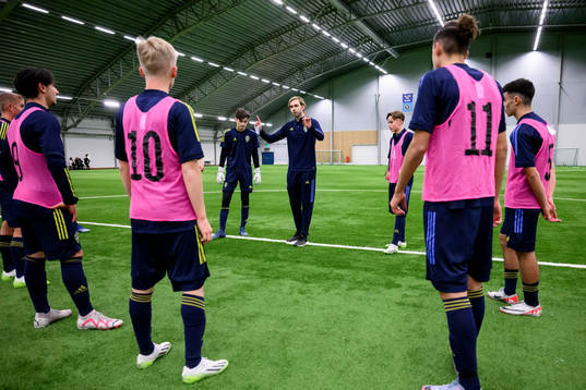 Players gather for a tactical talk