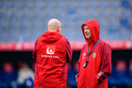 Assistant coach Magnus Wikman and Head coach Peter