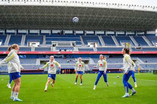Players of the women’s national football team of Sweden