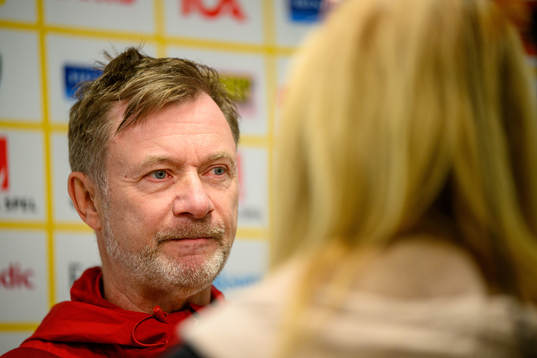 Head coach Peter Gerhardsson of Sweden of the women’s