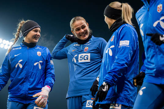 Goalkeeper Aurora Mikalsen and Marthine Østenstad of the