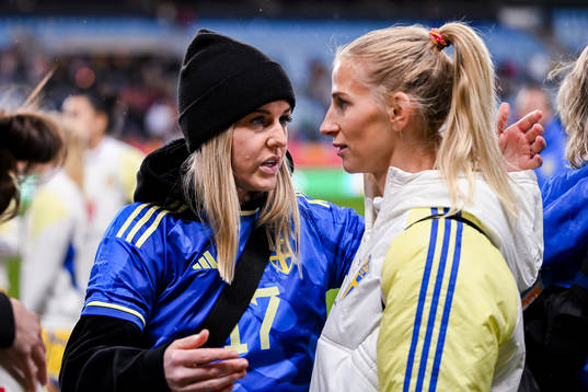 Olivia Schough and Sofia Jakobsson of Sweden