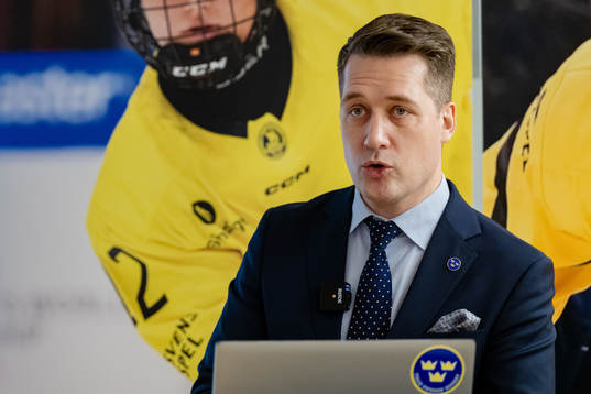 Sveriges förbundskapten Sam Hallam
