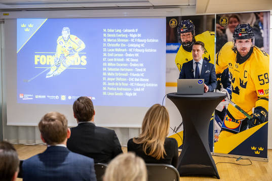 Sveriges förbundskapten Sam Hallam