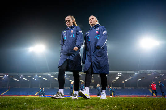 Marthine Østenstad and Guro Bergsvand of Norway