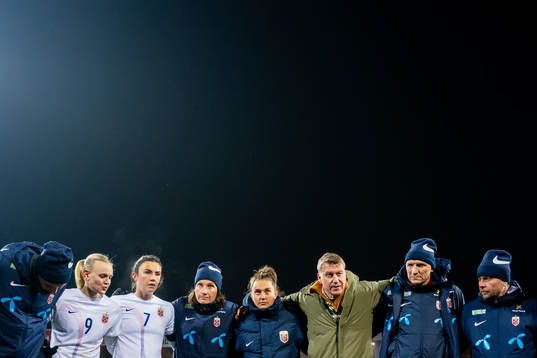 Karina Sævik, Ingrid Syrstad Engen, assistant coach