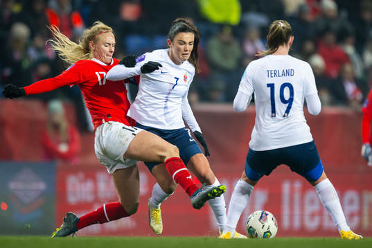Sarah Puntigam of Austria and Ingrid Syrstad Engen of Norway
