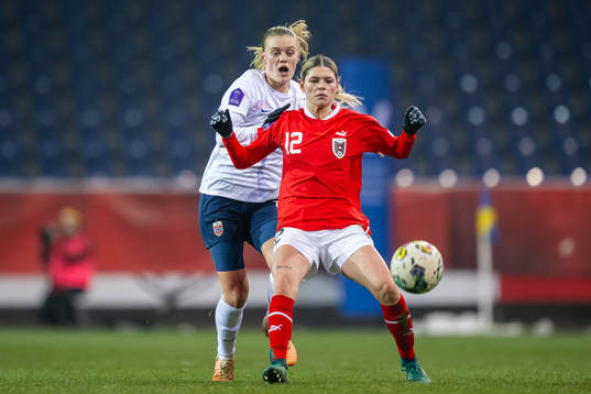 Mathilde Harviken of Norway and Eileen Campbel of Austria