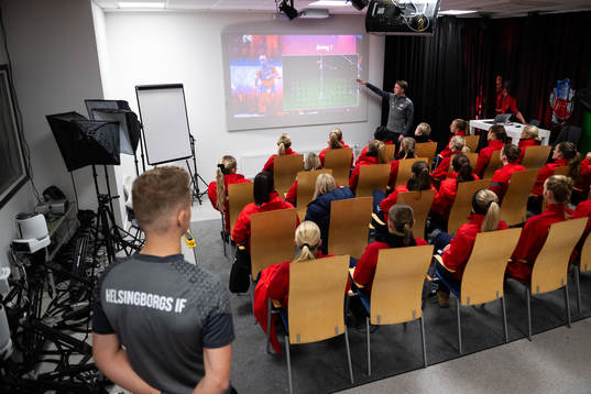 Helsingborgs tränare Kristoffer Schönebeck
