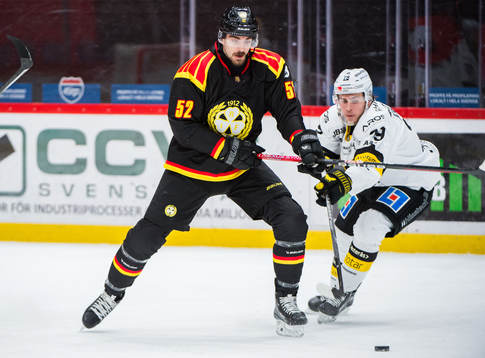 Brynäs Jack Kopacka och Västerås Gabriel Kangas