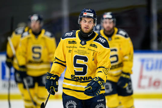 Södertälje SKs Viktor Grahn jublar
