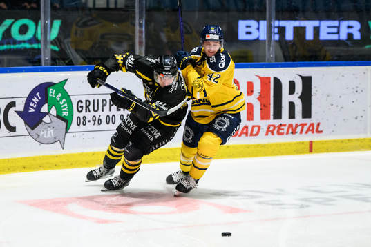 AIKs Oskar Magnusson och Södertälje SKs Ludvig Hedström