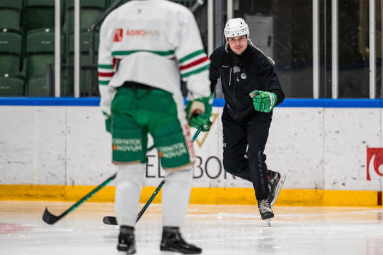 assisterande tränare Max Bohlin