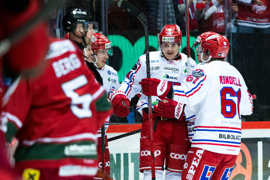 Timrås Sebastian Hartmann jublar