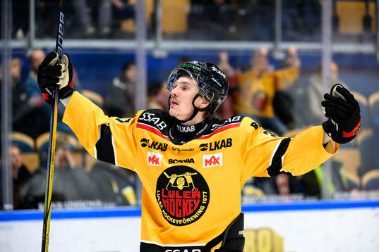 Luleås Oskari Laaksonen jublar
