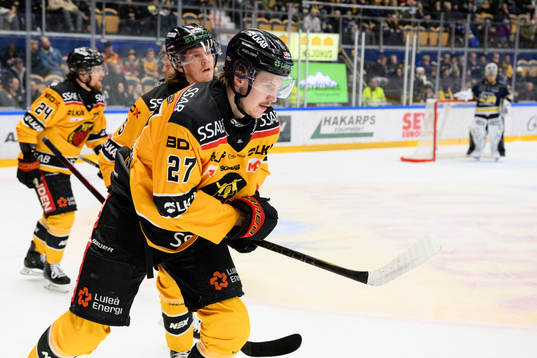  Luleås Oskari Laaksonen jublar