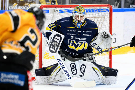 HV71s målvakt Joni Ortio