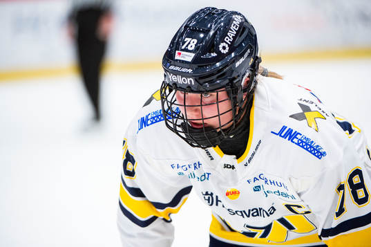 HV71s Elin Svensson deppar