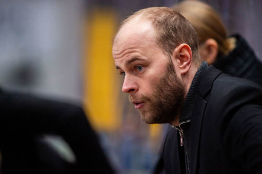 Brynäs tränare Filip Eriksson